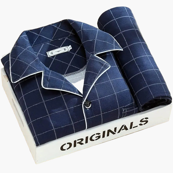 Elegant långärmad herrpyjamas med unikt vetemotiv. Mjuka nattkläder som erbjuder överlägsen komfort.