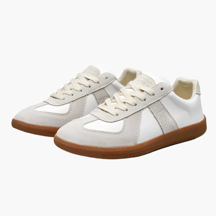 Robust herrsneaker med klassisk retrokänsla. Utmärkta promenadskor för bekväma vardagsäventyr.