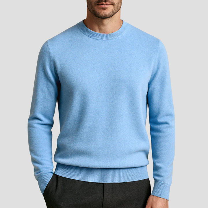 Grå klassisk rundhalsad herrtröja Marcus, stilren stickad design för vardag & höst.