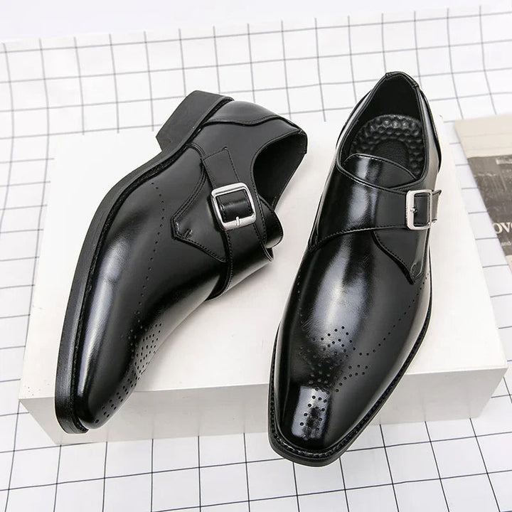 Herrskor i brunt PU-läder med dubbla monkstraps, perfekta för formella tillfällen