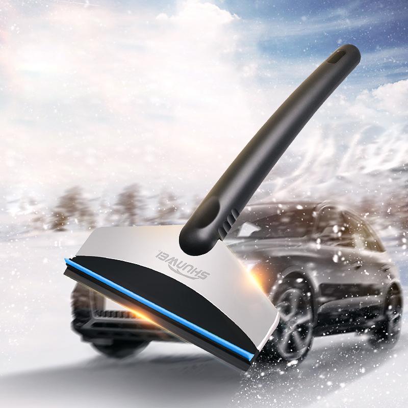 "Kompakt mini snöskyffel för bil, ergonomisk design, skyddar glas från repor. Perfekt för enkel snöröjning."
