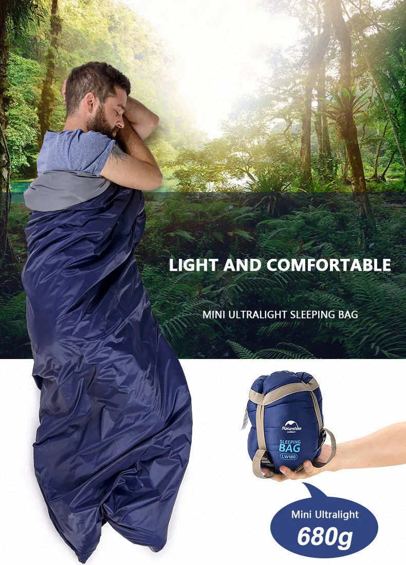 Ultralätt sovsäck vid tält, redo för camping och vandring. Ger värme och kompakt bärbarhet i naturen.
