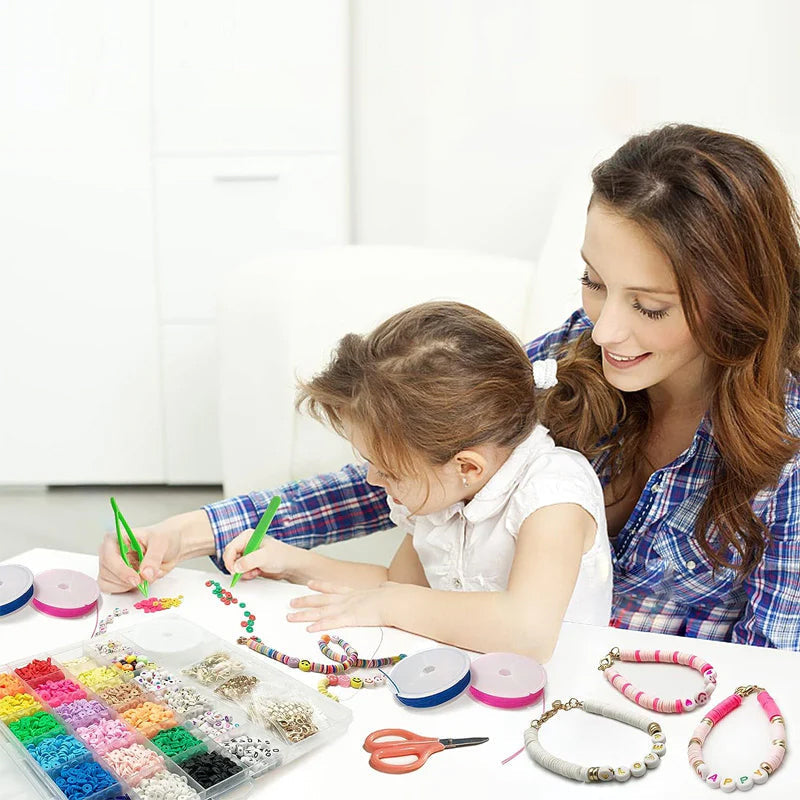 "Komplett DIY kit med 5520 färgglada polymerlerpärlor och verktyg för armbandstillverkning, för vuxna och barn."