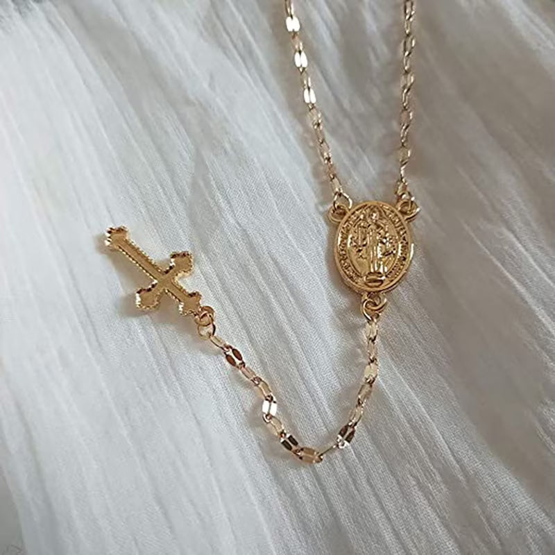 "Korshängsmycke halsband, tidlös elegans i guld, roseguld, silver, bärbart för män och kvinnor, 42+10+2 cm lång."