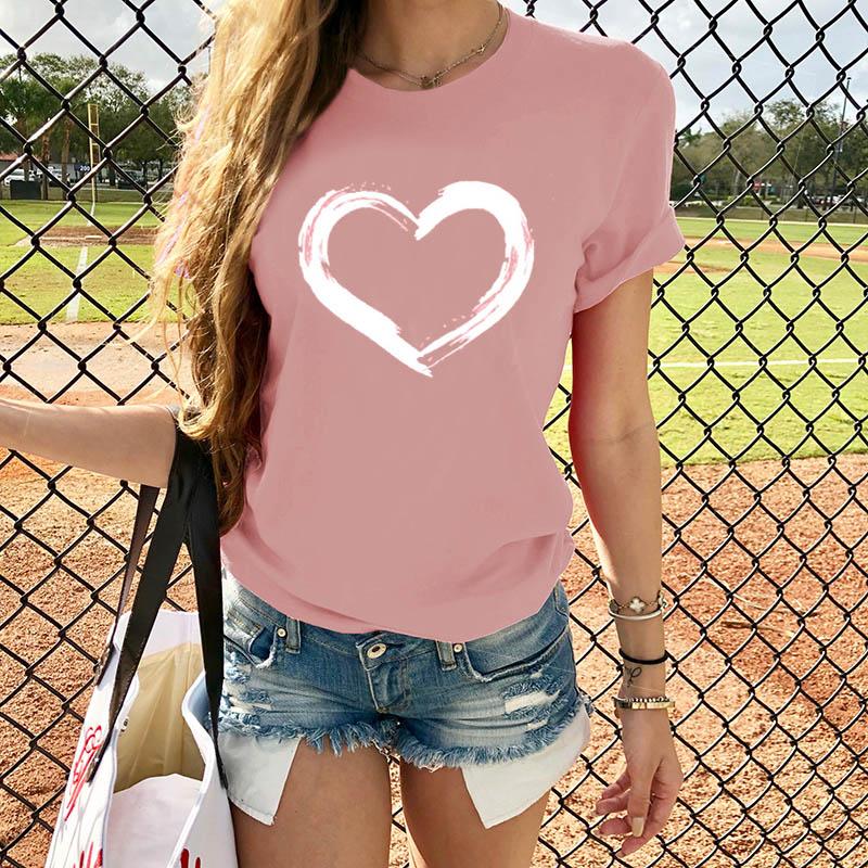 "Kortärmad dam T-shirt med stort hjärttryck i fem färger; svart, grå, röd, rosa, grön för en lekfull stil."