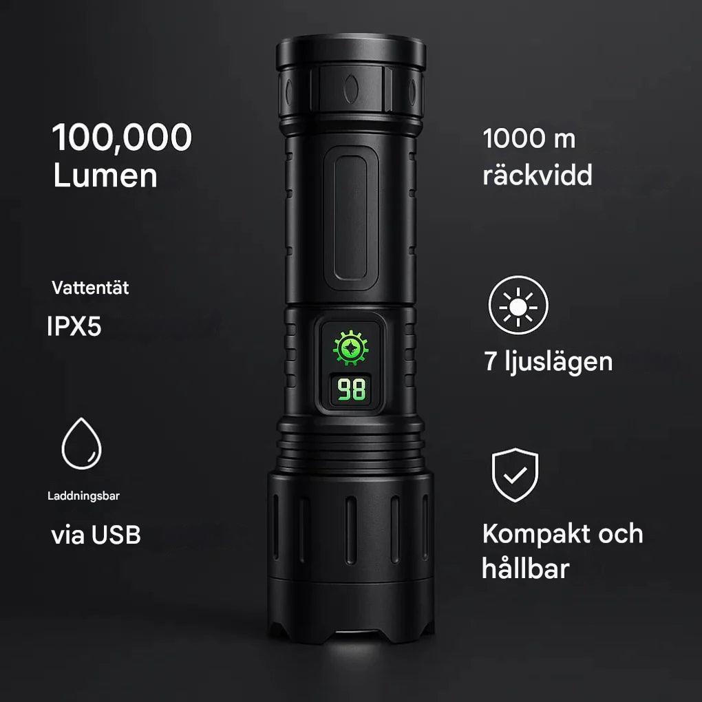 Vattentålig och kraftfull 100 000 lumen ficklampa, oumbärlig för alla utomhusaktiviteter.