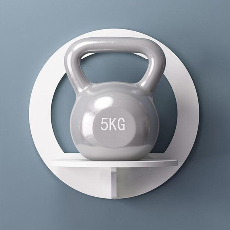 "Kreativ vit vägghylla i minimalistisk design för stilren dekoration i hemmet. Passar alla rum och inredningsstilar."