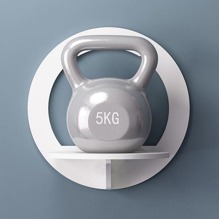 "Kreativ vit vägghylla i minimalistisk design för stilren dekoration i hemmet. Passar alla rum och inredningsstilar."