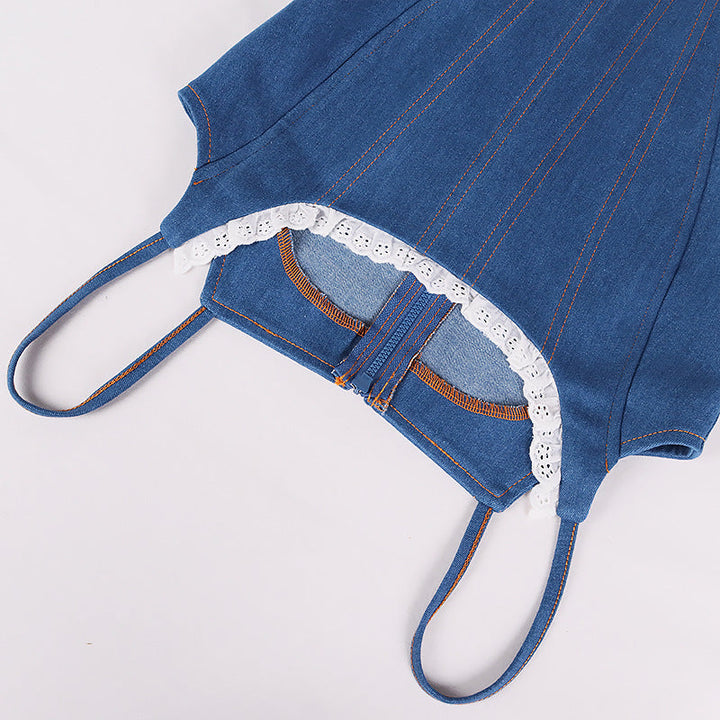 Vintage denim korsettopp för kvinnor, plattlagd. Högkvalitativt tyg, trendig design. Blå färg.