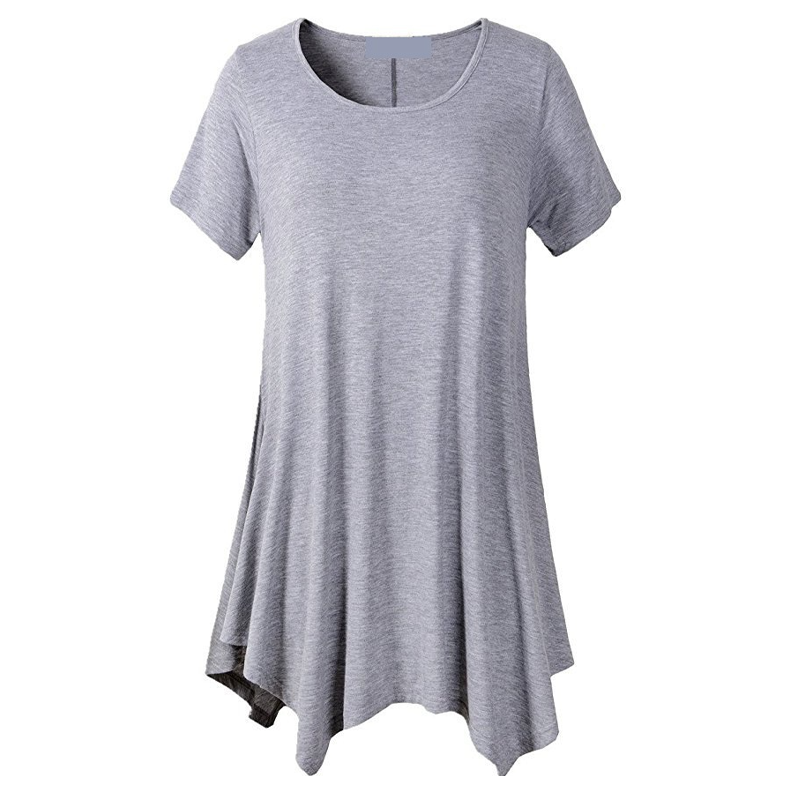 "Kvinnor lös passform T-shirt i ljusblå sommarfärg, bekväm och stilfull för varma dagar, polyester-bomull material."