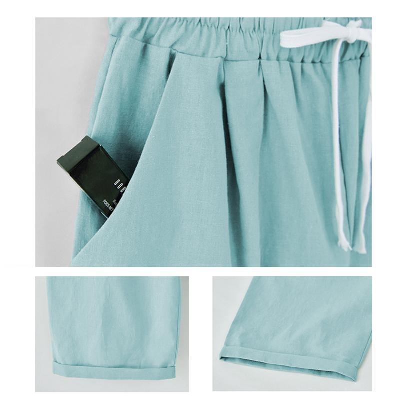 "Kvinnors avslappnade sommarshorts i polyester, löst sittande, olika färger, perfekt för vår och sommar."