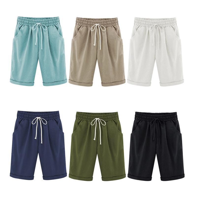 "Kvinnors avslappnade sommarshorts i polyester, löst sittande, olika färger, perfekt för vår och sommar."