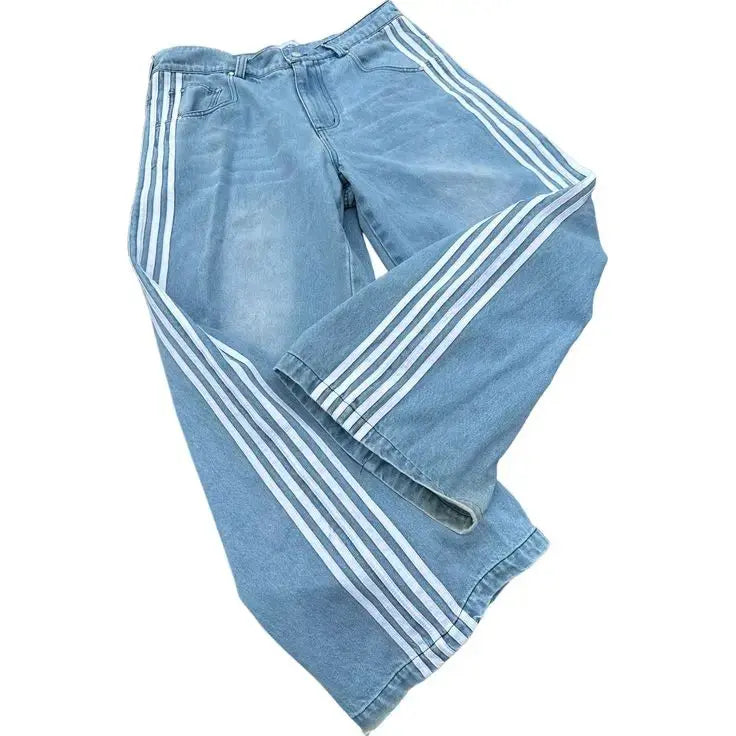 Baggy jeans med hög midja för kvinnor, detaljerade med sportiga sidränder för en trendig look