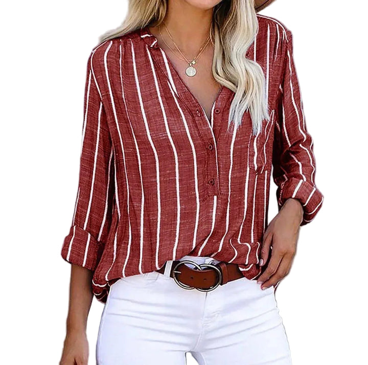 Kvinnors bekväma randiga casual blus, perfekt för sommar, med mångsidig design.