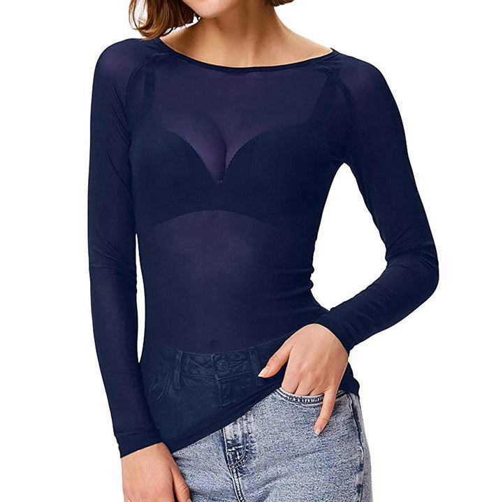 Elegant långärmad transparent mesh topp för kvinnor, idealisk för mode framåt festkläder på sommaren.