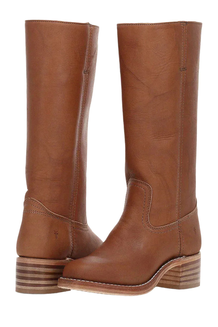 Kvinnors knähöga westernstövlar med robust blockklack, perfekta för countrystil och höstmode.