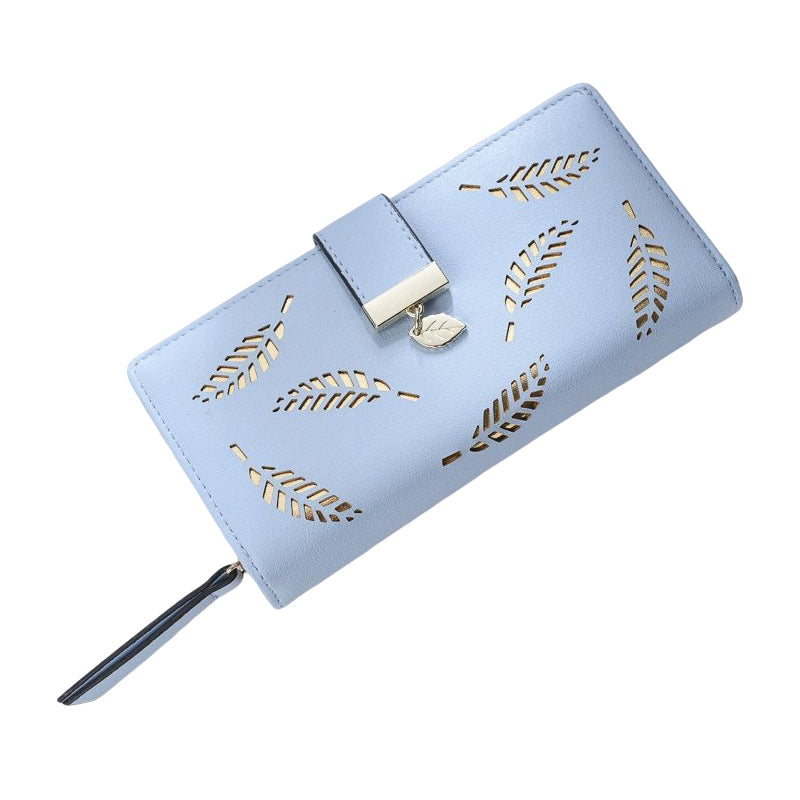 "Kvinnors plånbok i PU-läder med elegant utskuren design, beige färg, praktisk med kortfack och dragkedja."