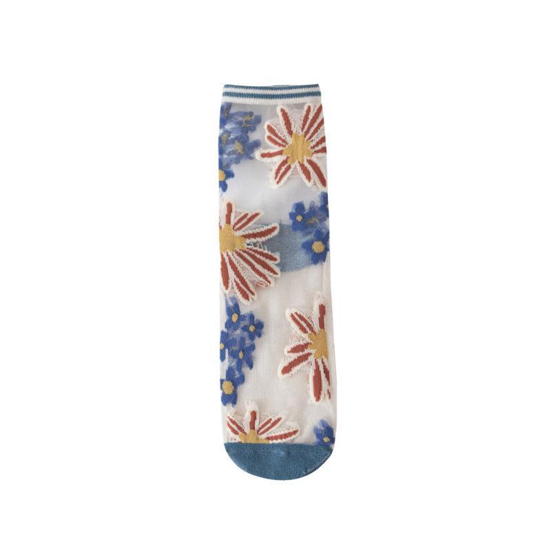 "Kvinnors sommarstrumpor i kristallmönster, genomskinliga med elegant design, perfekt för stil och komfort."