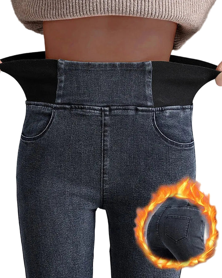 Kvinnors varma fleece leggings med hög midja, perfekta för vinter, i en bekväm och avslappnad stil.