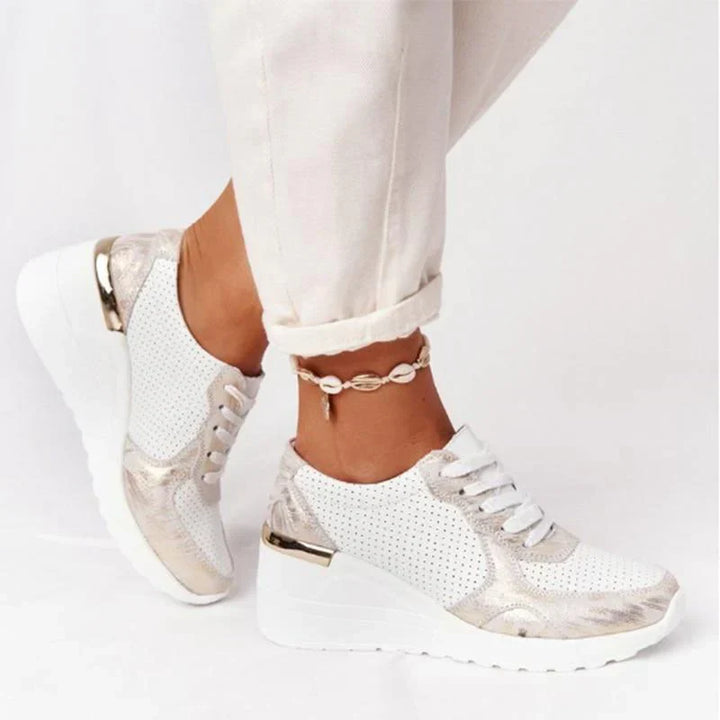 Moderna chunky damsneakers som erbjuder överlägsen komfort och stil.