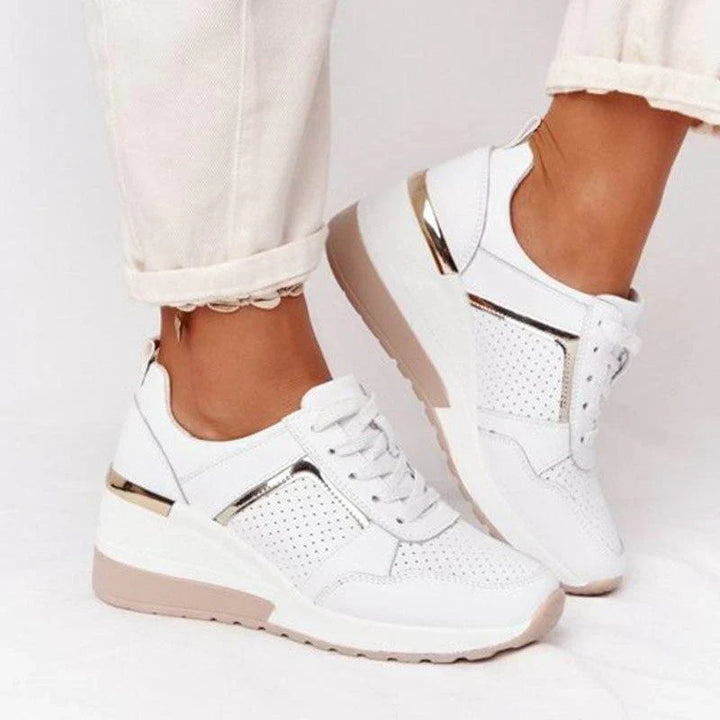 Luftiga sommarsneakers för dam, lätta och bekväma för varma dagar.