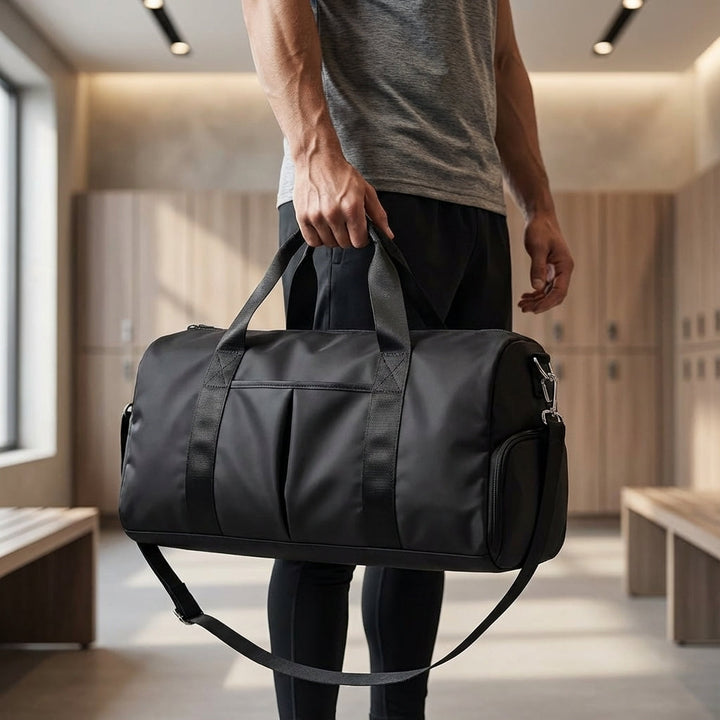 Lättvikt DryVoyager weekendväska i polyester för sport och resor. Vattentät duffelväska för organiserad packning.