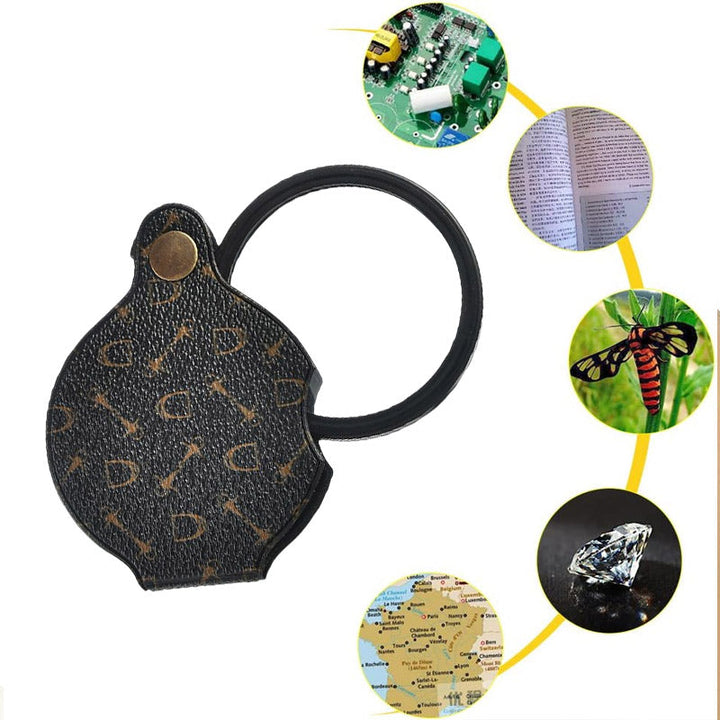 "Läderfodral med förstoringsglas, 15x förstoring, kompakt PU läder, elegant design, för resor och dagligt bruk."