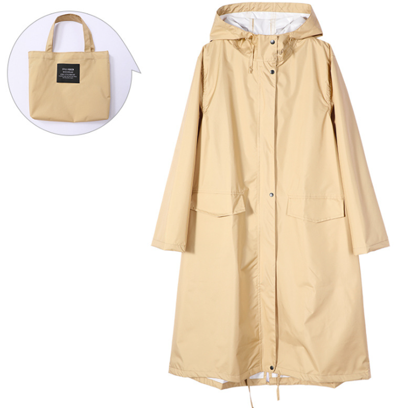 "Lång vattentät regnrock med huva för kvinnor i lila, elegant design, framifrån, polyester och TPU-material."
