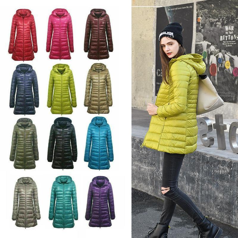 "Lätt medellång damjacka, vattentät, varm, polyester, ankfjäder foder, perfekt för utomhusaktiviteter, blå nyans."