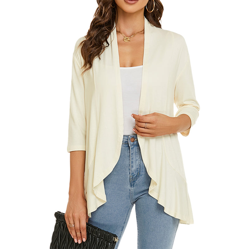Lättvikts vår-sommar cardigan med 3/4 ärmar, öppen design och oregelbunden fåll, perfekt för modernt kvinno-mode.