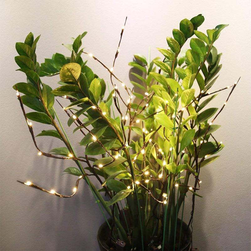 "LED kvistljus med varmvit glöd, naturlig design, 5-10 kvistar, 20-40 LED-lampor, elegant och stämningsfull belysning"