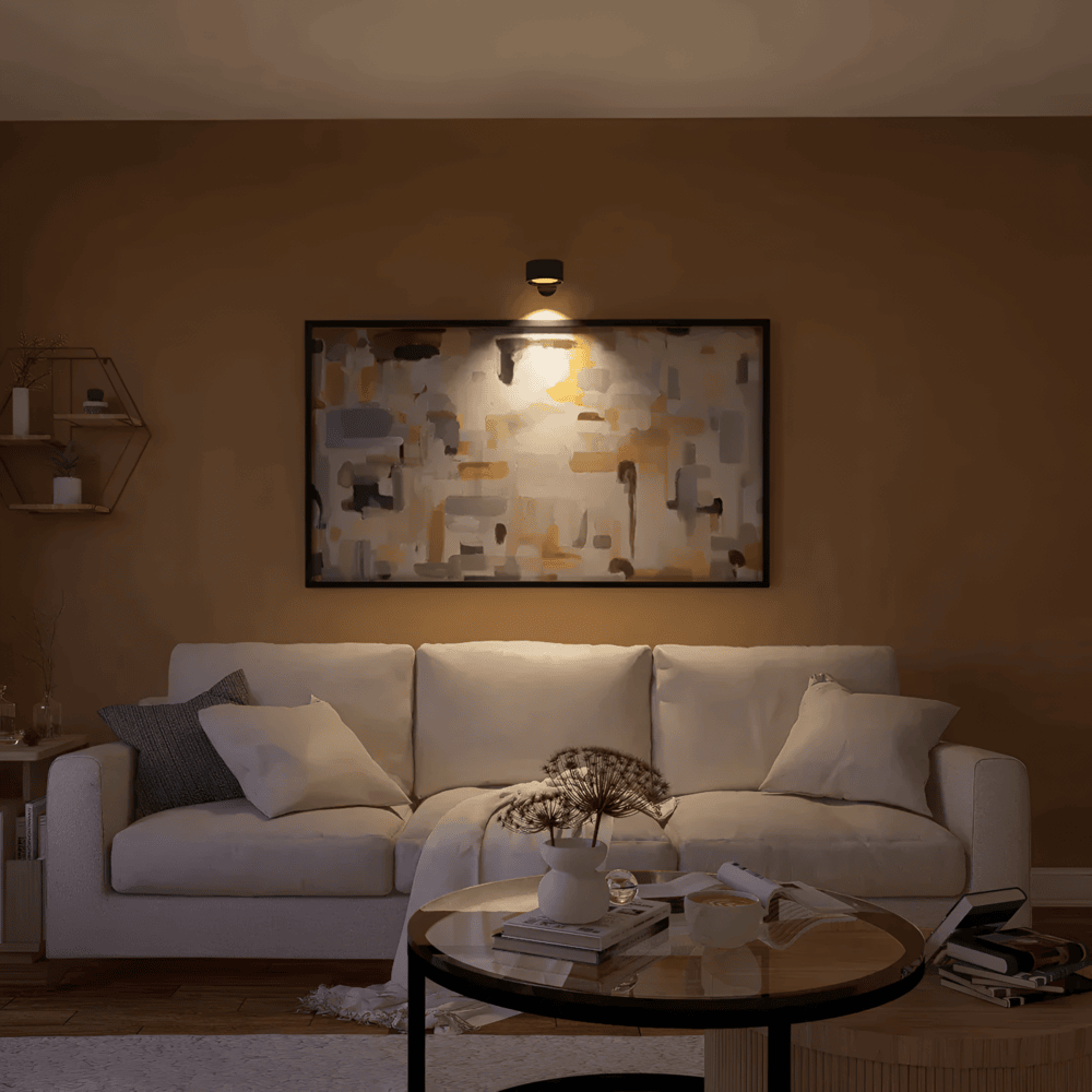 Snygg, trådlös LED-vägglampa med minimalistisk design och touchkontroll, idealisk för modern belysning.