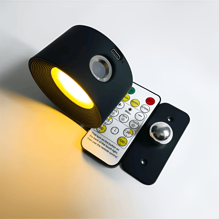 Smart LED-vägglampa med 360° vridbar funktion, uppladdningsbar och trådlös, för optimal belysning i ditt hem.