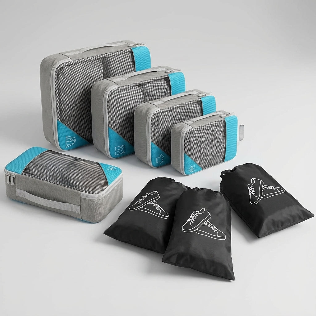 Öppna packkuber i flera storlekar visar organiserad resepackning. Perfekt för bagage och resetillbehör.