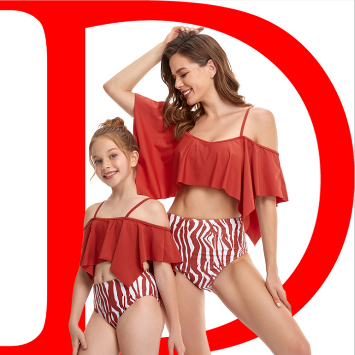 "Livfull matchande bikini med ruffle-design för barn och vuxna, perfekt för strand och pool. Välj unikt och stilfullt."