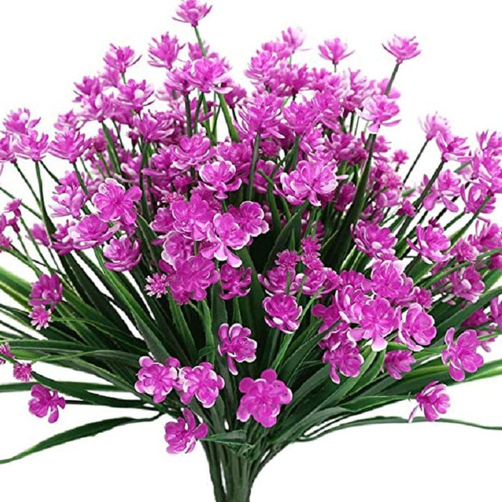 "Livfulla utomhus konstgjorda blommor med naturligt utseende i livliga färger, perfekt för enkel och elegant dekoration."