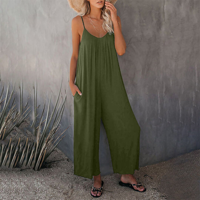 Lös dam cami stretch jumpsuit i flera färger, polyesterblandning, flytande passform, perfekt för sommaraktiviteter.