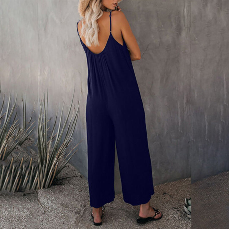 Lös dam cami stretch jumpsuit i flera färger, polyesterblandning, flytande passform, perfekt för sommaraktiviteter.