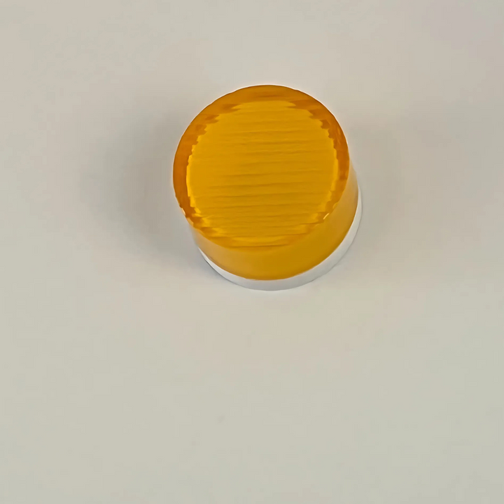 Dekorativ Lunara vägglampa med effektfullt upp/ned-ljus. Modern LED-belysning i stilren aluminiumdesign.