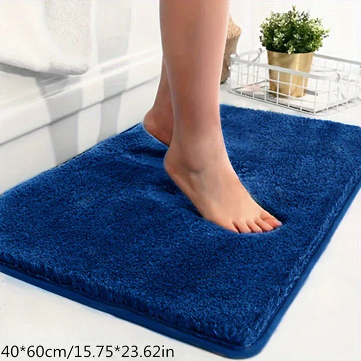 Tjock, tvättbar mikrofiber badrumsmatta. Ger mjuk komfort och hög absorption i badrummet.