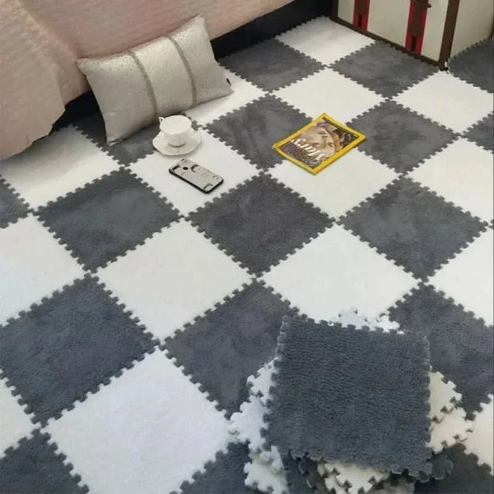 Elegant plyschmatta, mjuk att gå på. Förhöj din heminredning med denna moderna och mysiga matta.