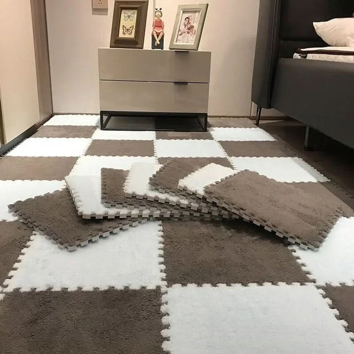 Lyxig golvmatta i plysch, extremt mjuk. Modern design som passar i vardagsrummet eller sovrummet.