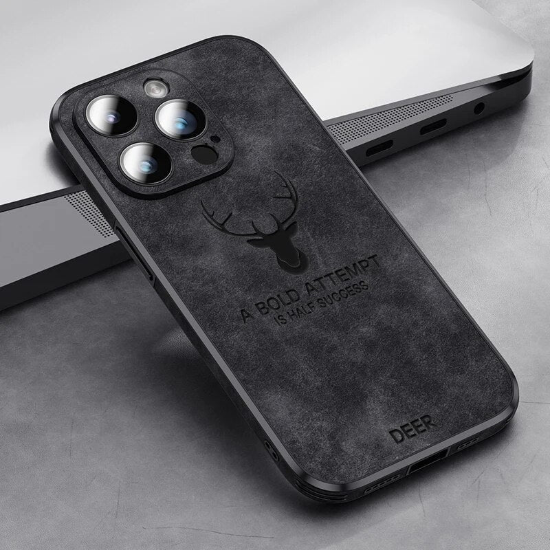 Lyxigt iPhone-fodral i mocka, maximerat skydd med kameralinsskydd.