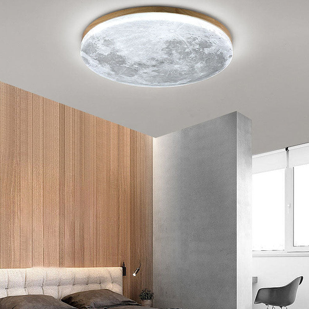 Modern taklampa Månljus med rund design och LED-belysning. Perfekt för mysig atmosfär.