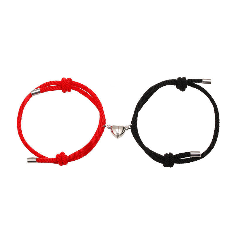 "Magnetiska justerbara nylonarmband för par med hjärtformad magnetberlock, finns i flera färger och justerbara storlekar."