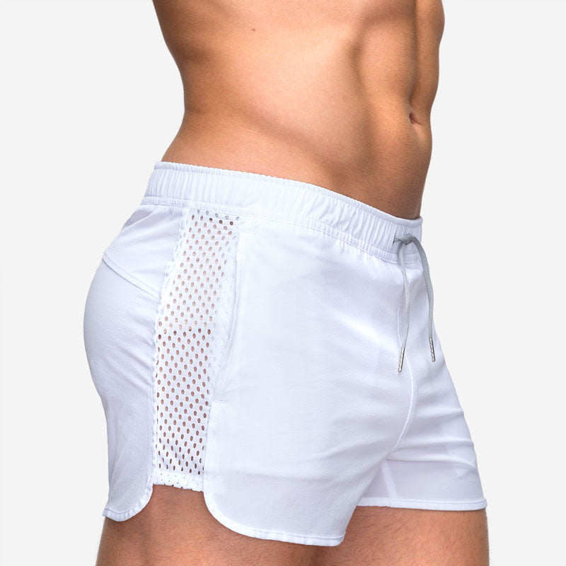 "Mäns andningsbara sommarmesh shorts i flera färger, lätt meshmaterial, två fickor, ideal för strand och träning."