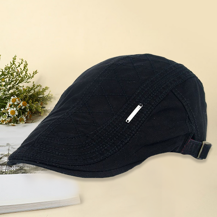 "Mäns casual keps med broderi, kort brätte och strukturerad design i svart bomull, stilfull och justerbar för perfekt passfor