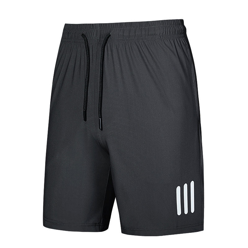 "Mäns sommar sportshorts med elastisk midja, avslappnad passform, svart färg, framifrån, lämplig för träning och vardag."