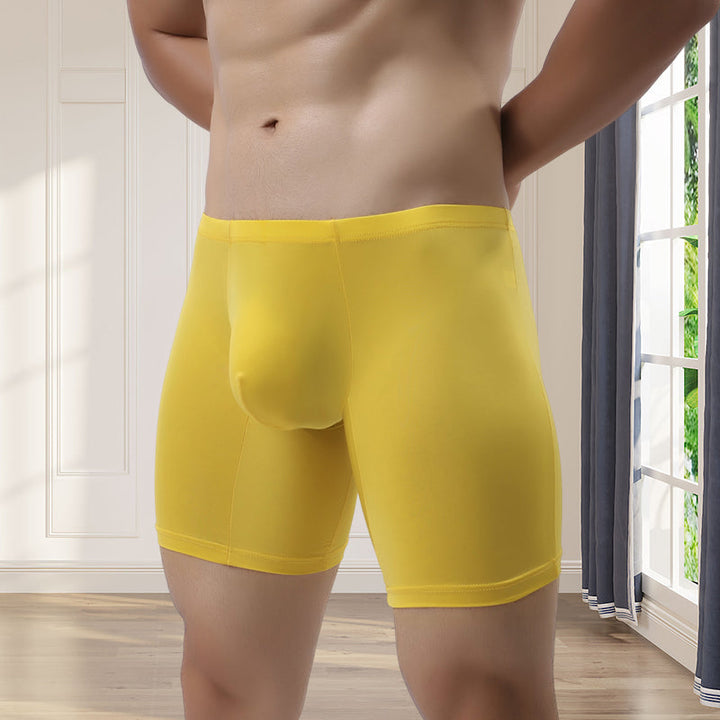 "Mäns sportiga Ice Silk boxershorts i svart, andas och bekväma, med elastiskt midjeband och slitstarka sömmar."