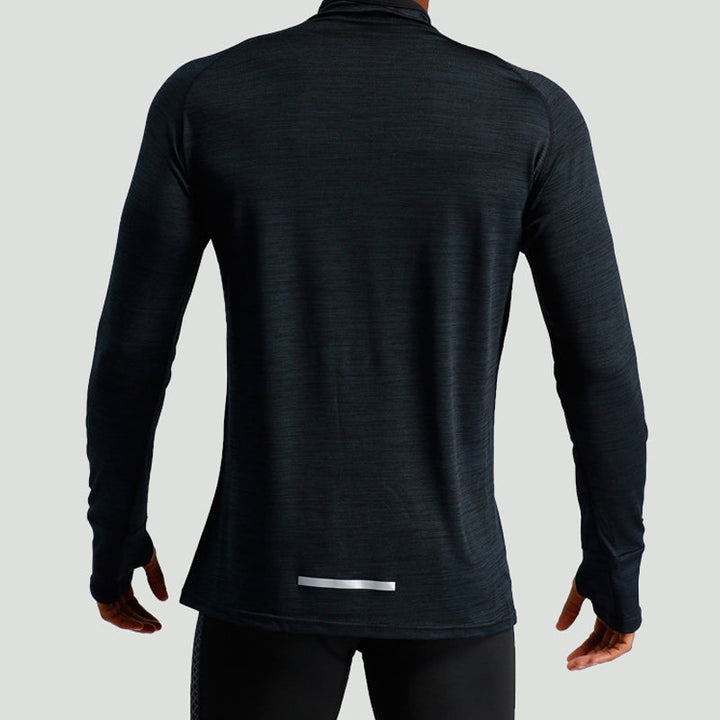 "Marinblå snabbtorkande herrsport-t-shirt med sömlös design och högkvalitativt material, perfekt för träning."